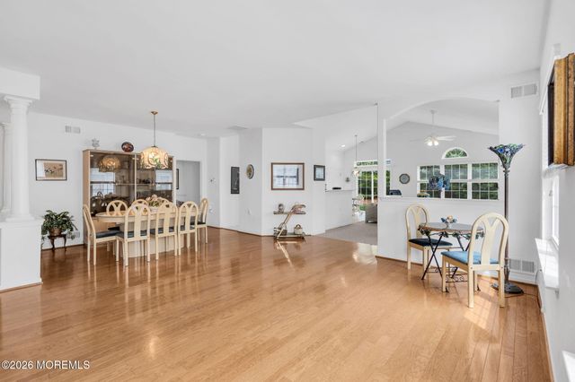 54 Eleanor Road, Manchester, NJ 08759