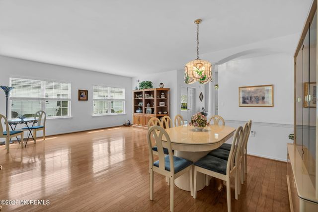 54 Eleanor Road, Manchester, NJ 08759