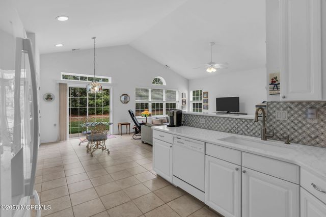 54 Eleanor Road, Manchester, NJ 08759