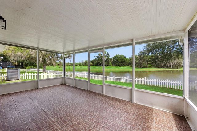 1906 CORNER GLEN DRIVE, Orlando, FL 32820