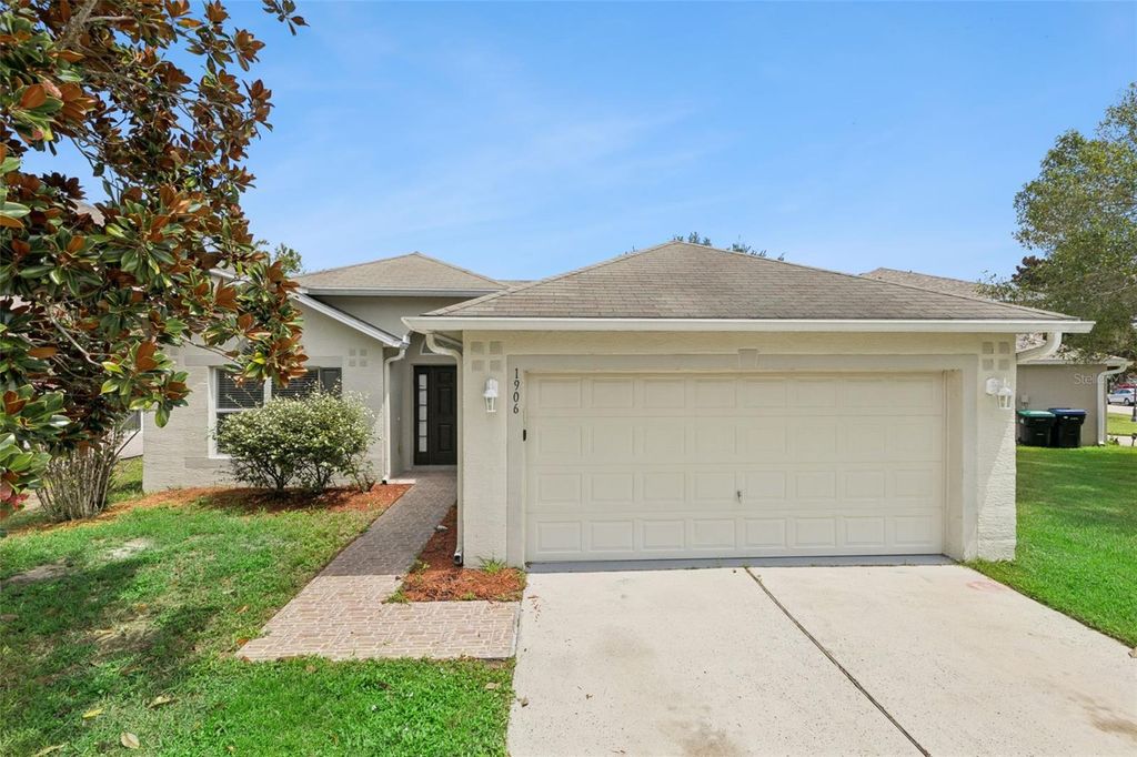 1906 CORNER GLEN DRIVE, Orlando, FL 32820