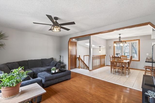 2701 107th Avenue NW, Coon Rapids, MN 55433