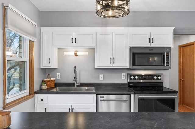 2701 107th Avenue NW, Coon Rapids, MN 55433