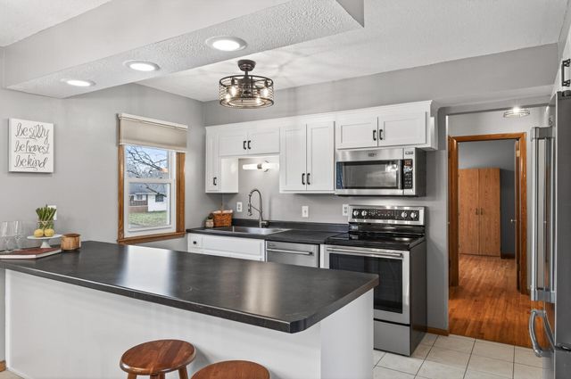 2701 107th Avenue NW, Coon Rapids, MN 55433