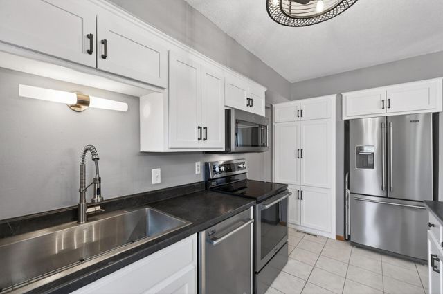 2701 107th Avenue NW, Coon Rapids, MN 55433