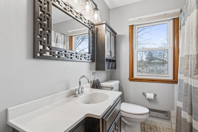 2701 107th Avenue NW, Coon Rapids, MN 55433