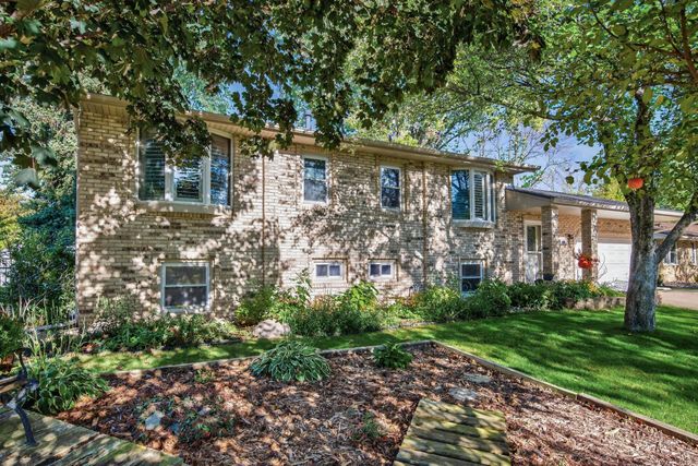 2701 107th Avenue NW, Coon Rapids, MN 55433