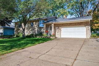 2701 107th Avenue NW, Coon Rapids, MN 55433