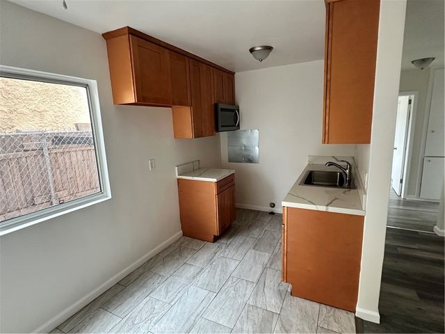 5458 Smiley Drive 2, Los Angeles, CA 90016