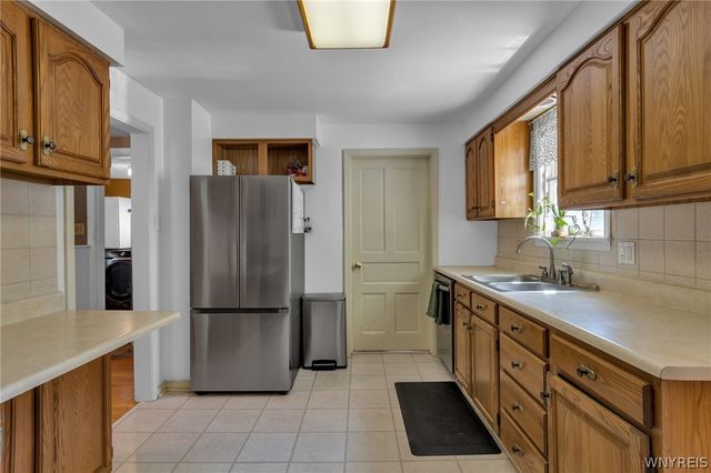 425 North Avenue, North Tonawanda, NY 14120