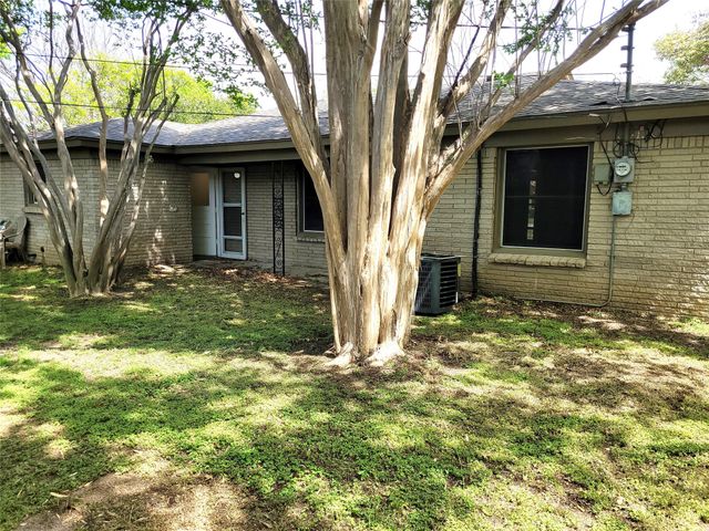 504 S Judd Street, White Settlement, TX 76108