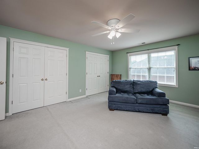 2847 Oak Trail Drive, Newburgh, IN 47630