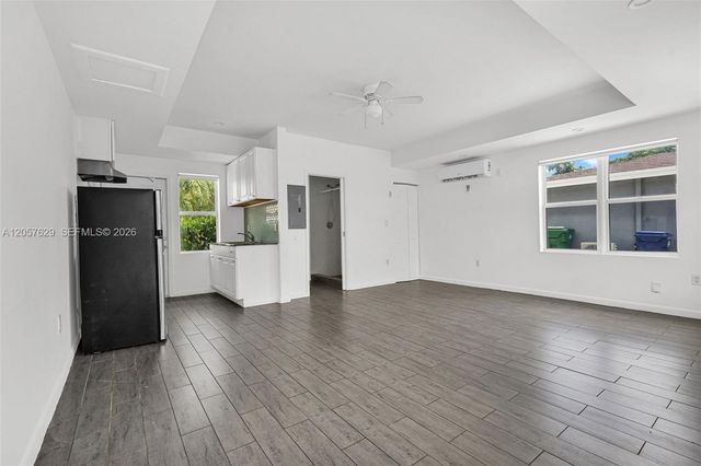 529 NW 88th St 3, El Portal, FL 33150