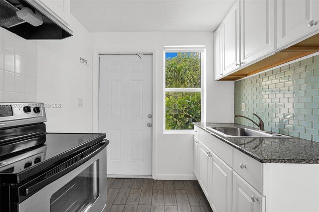 529 NW 88th St 3, El Portal, FL 33150