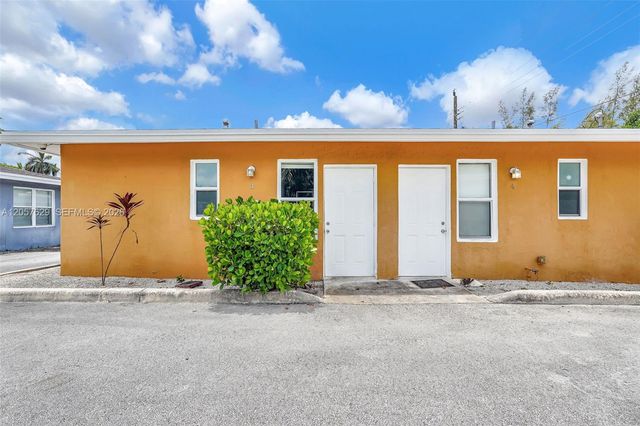 529 NW 88th St 3, El Portal, FL 33150