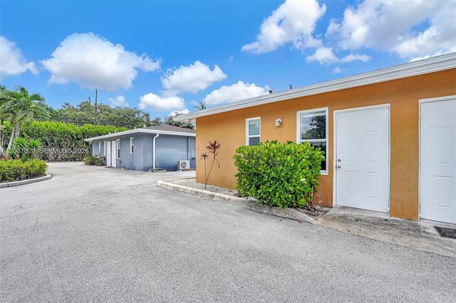 529 NW 88th St 3, El Portal, FL 33150