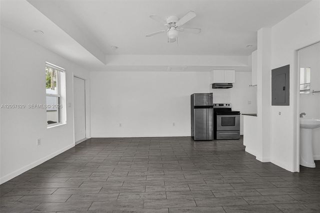 529 NW 88th St 3, El Portal, FL 33150