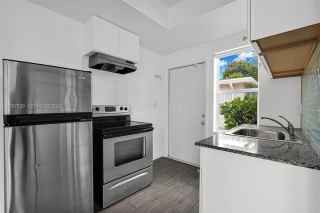 529 NW 88th St 3, El Portal, FL 33150