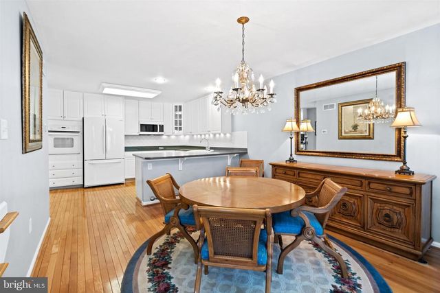 26 LYNTHWAITE FARM LN, Wilmington, DE 19803