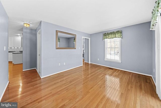 26 LYNTHWAITE FARM LN, Wilmington, DE 19803