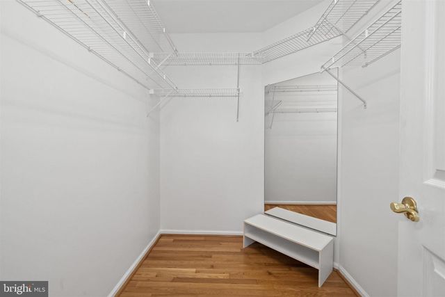 26 LYNTHWAITE FARM LN, Wilmington, DE 19803