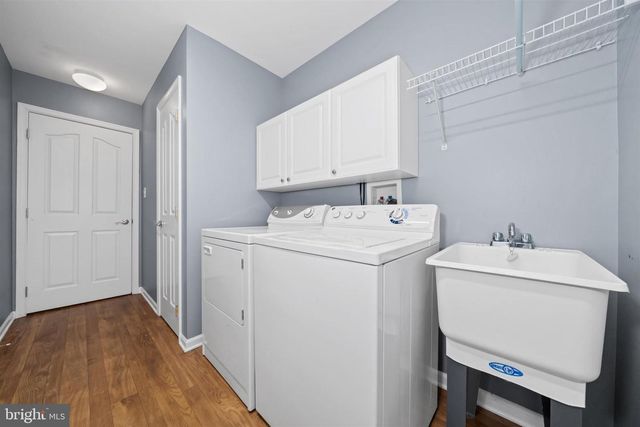 26 LYNTHWAITE FARM LN, Wilmington, DE 19803