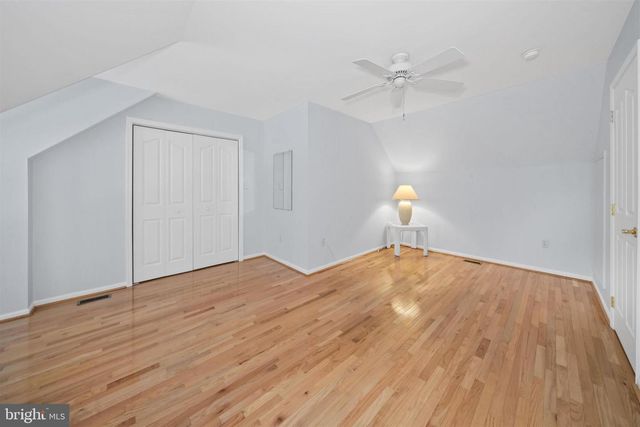 26 LYNTHWAITE FARM LN, Wilmington, DE 19803