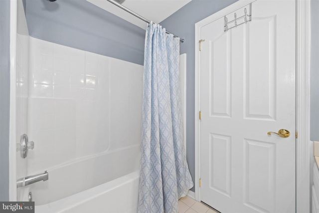 26 LYNTHWAITE FARM LN, Wilmington, DE 19803