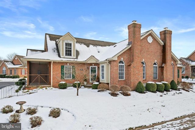 26 LYNTHWAITE FARM LN, Wilmington, DE 19803