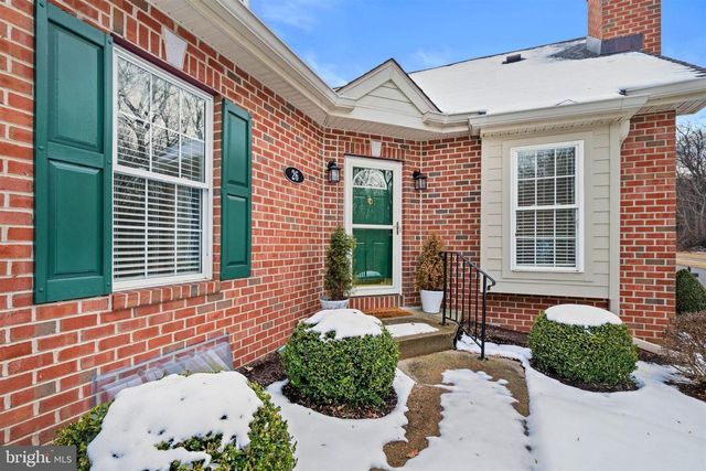 26 LYNTHWAITE FARM LN, Wilmington, DE 19803