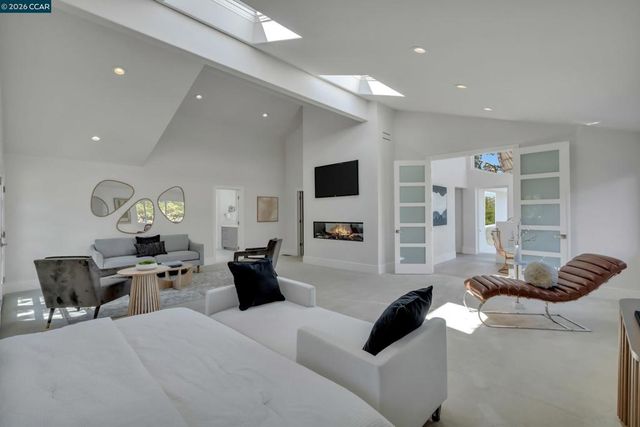 127 Caminar Way, Walnut Creek, CA 94596