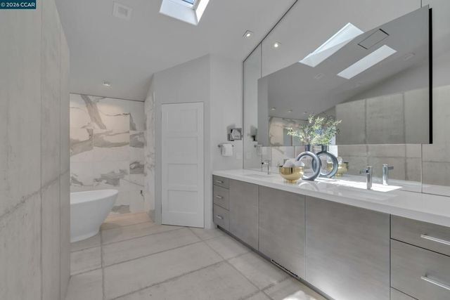 127 Caminar Way, Walnut Creek, CA 94596