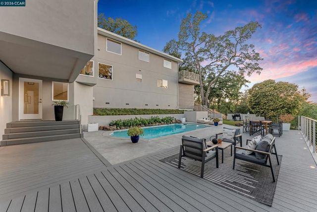 127 Caminar Way, Walnut Creek, CA 94596