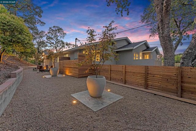 127 Caminar Way, Walnut Creek, CA 94596