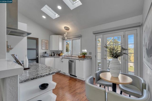 127 Caminar Way, Walnut Creek, CA 94596