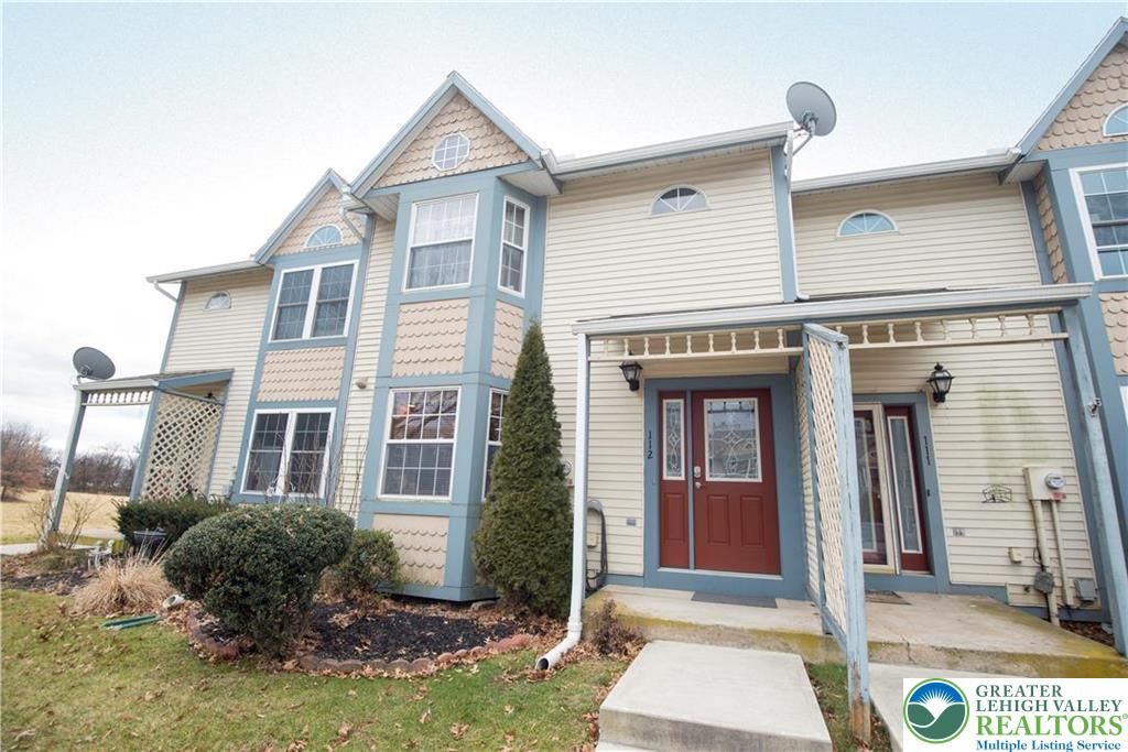 112 Freedom Court, Bethlehem Twp, PA 18020