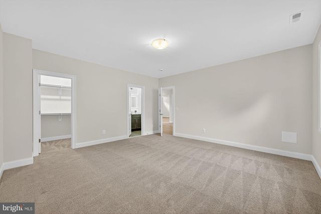 611 GIBSON DR SW, Vienna, VA 22180