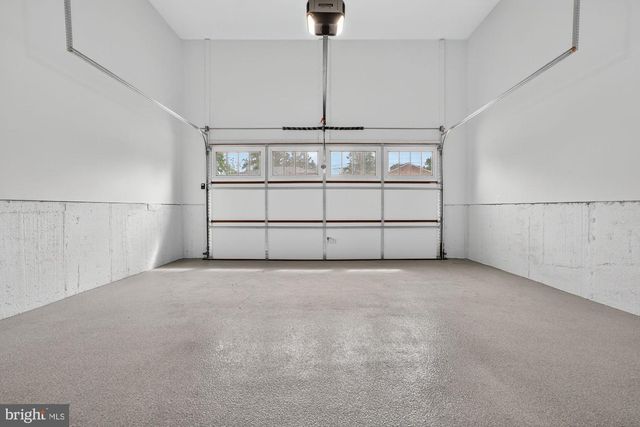 611 GIBSON DR SW, Vienna, VA 22180