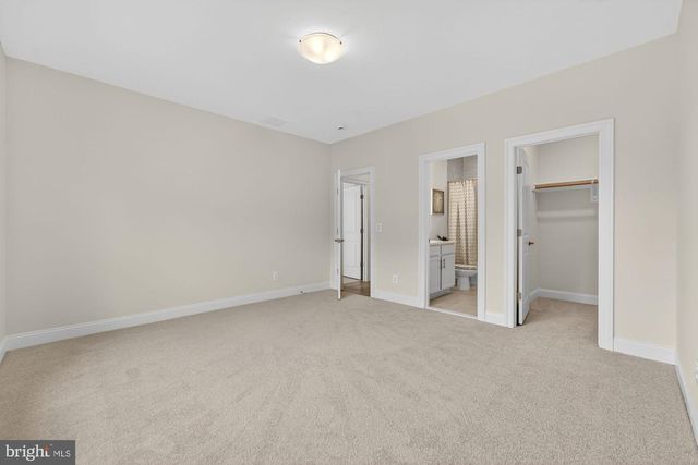 611 GIBSON DR SW, Vienna, VA 22180