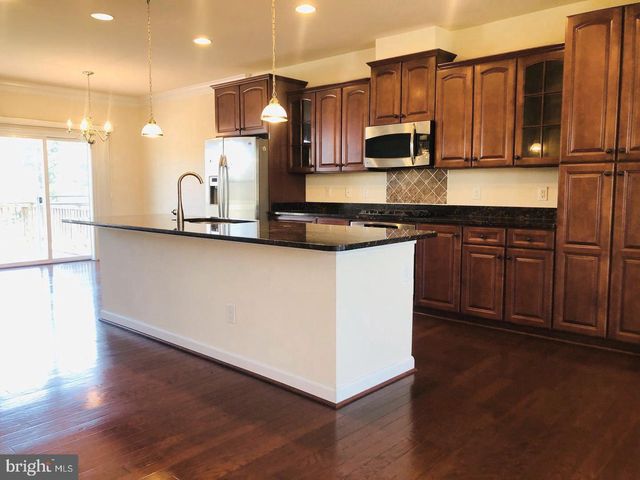 42638 BECKETT TER, Ashburn, VA 20148