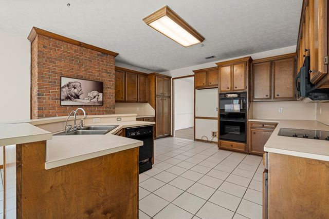 6608 Hillbrook Avenue, Columbus, GA 31909