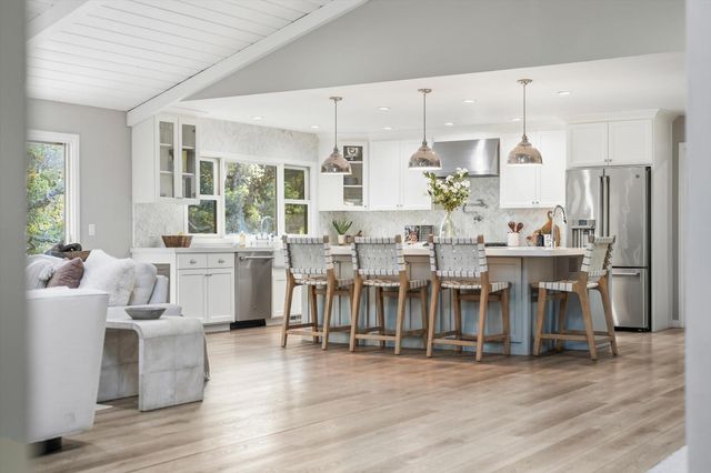 6345 Barton Rd, Loomis, CA 95650