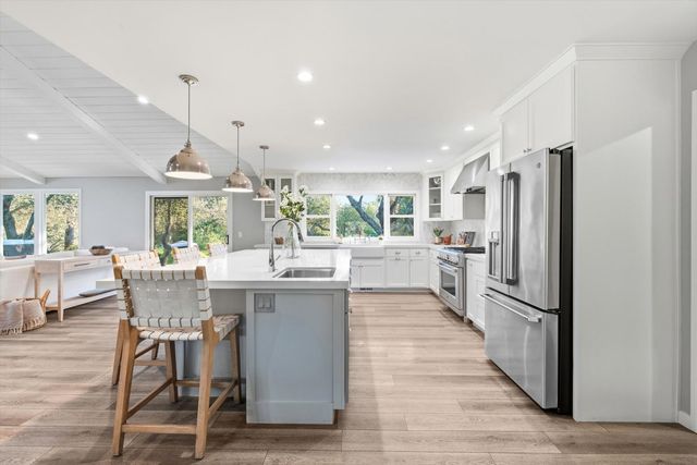 6345 Barton Rd, Loomis, CA 95650