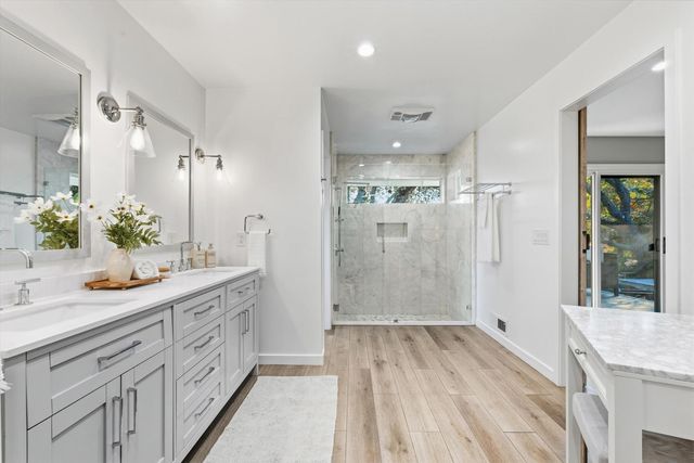 6345 Barton Rd, Loomis, CA 95650