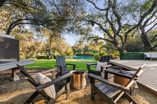 6345 Barton Rd, Loomis, CA 95650