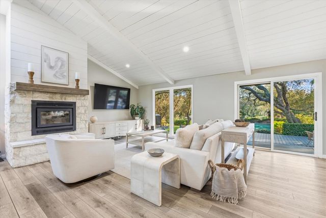 6345 Barton Rd, Loomis, CA 95650