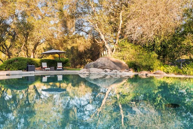 6345 Barton Rd, Loomis, CA 95650