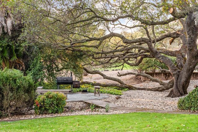 6345 Barton Rd, Loomis, CA 95650