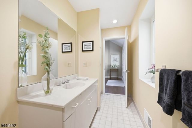 55 Union Hill Rd, Parsippany-troy Hills Twp., NJ 07950