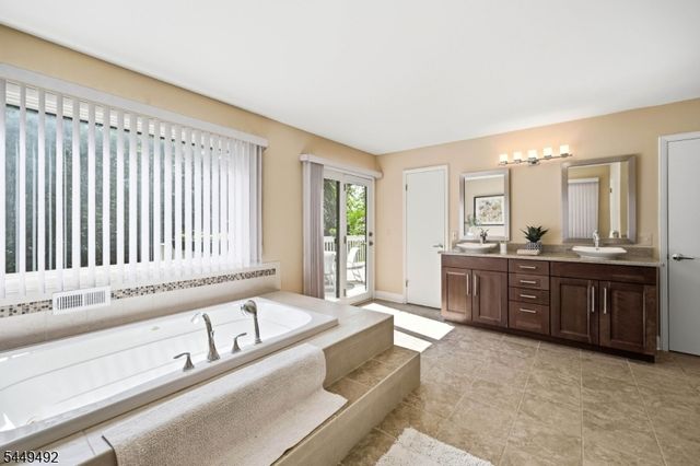 55 Union Hill Rd, Parsippany-troy Hills Twp., NJ 07950